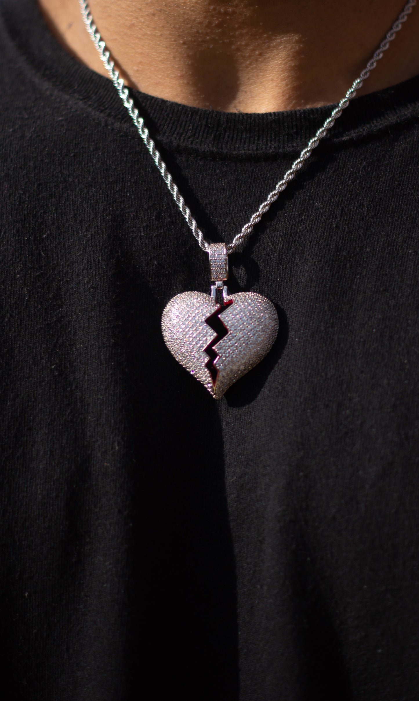 ICED BROKEN HEART (SILVER)