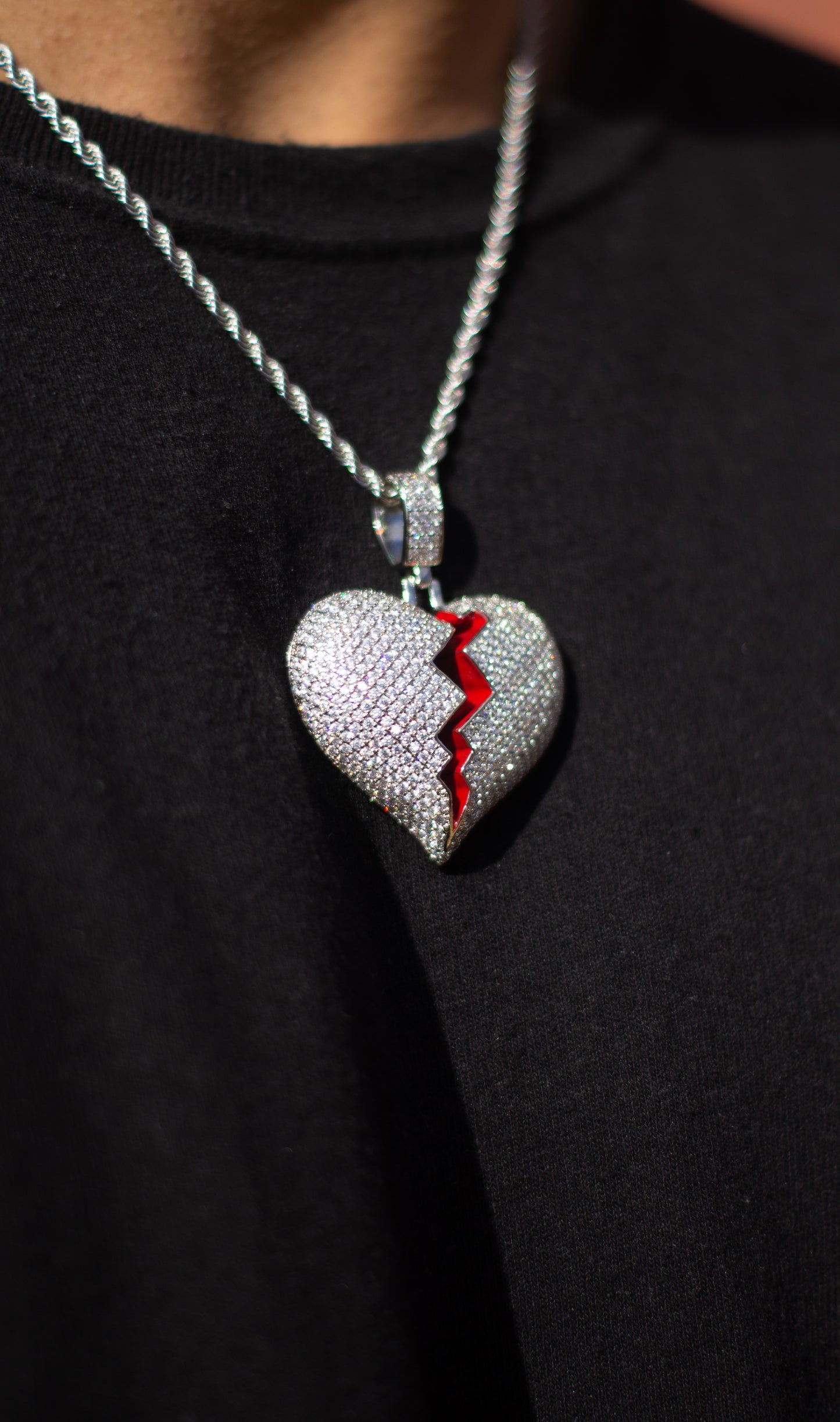 ICED BROKEN HEART (SILVER)